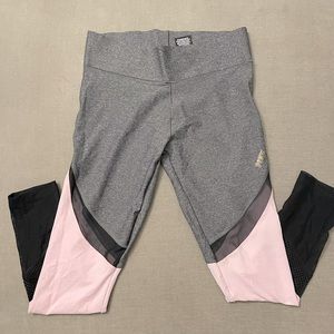 Victoria’s Secret PINK Ultimate Leggings